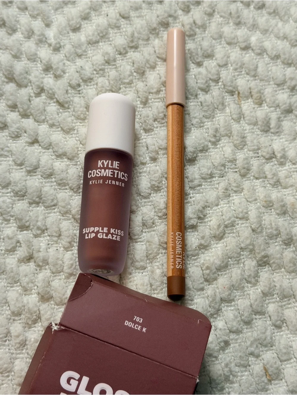 🤍New Kylie Cosmetics Glossy Lip Kit🤍